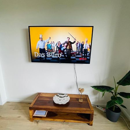 Modern * Zentral * Netflix * Arbeitsplatz Apartment วุปปาทัล ภายนอก รูปภาพ