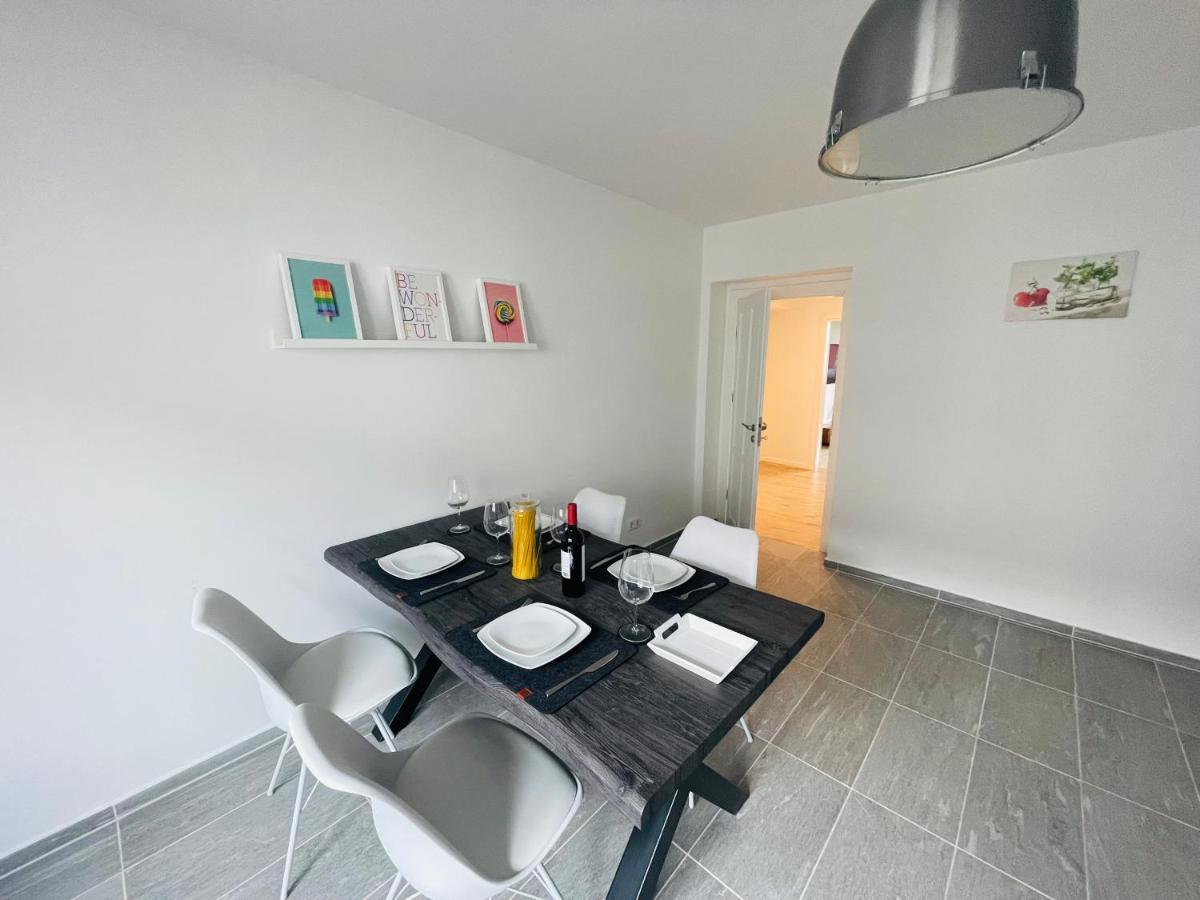 Modern * Zentral * Netflix * Arbeitsplatz Apartment วุปปาทัล ภายนอก รูปภาพ